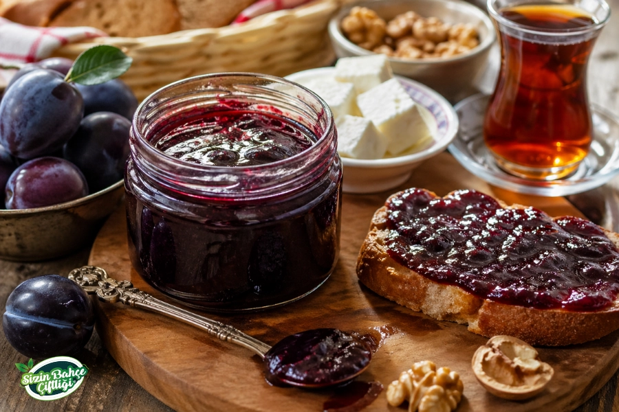 Sizin Bahçe Çiftliği Mürdüm Erik  Reçeli 720 gr.